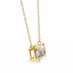 Alexis Solitaire Pendant