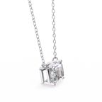 Alexis Solitaire Pendant